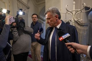 Blažek a Titz neuspěli u ÚS se stížnostmi v bitcoinové kauze | ČeskéNoviny.cz